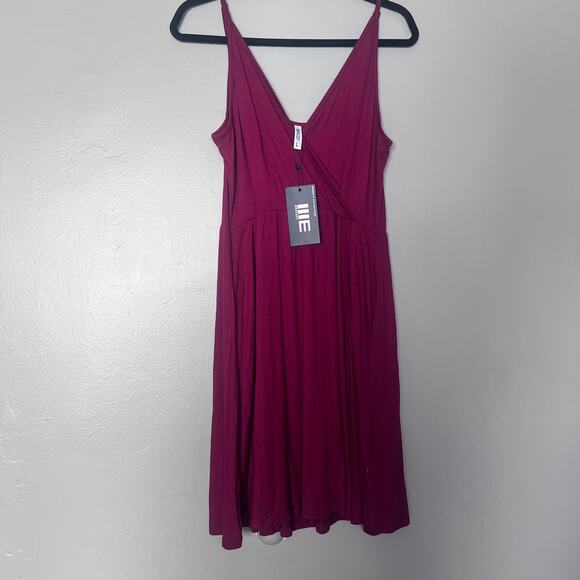 Weaczzy Dresses & Skirts - WEACZZY Women Sleeveless Midi Dress Sz L Burgundy Adjustable Straps Rayon Blend